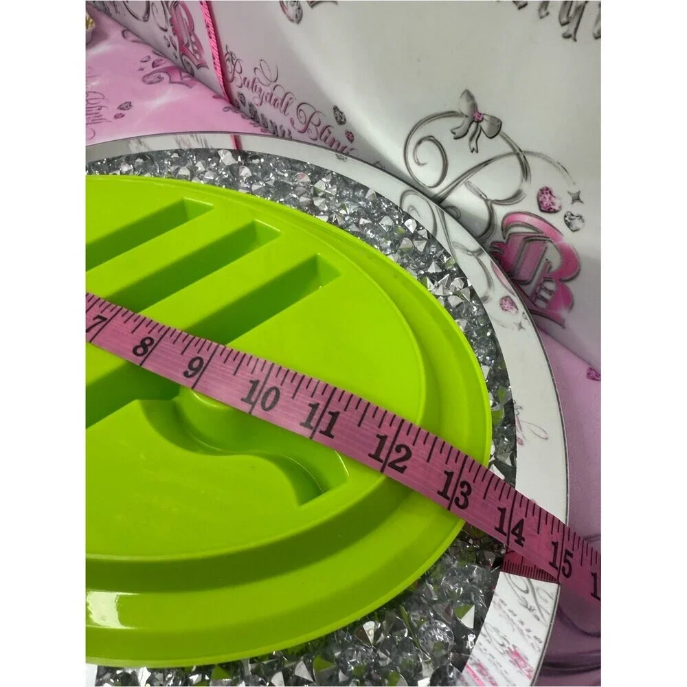 2 taco 🌮 plates set holds tacos separator and holder Bright Green neon plastic